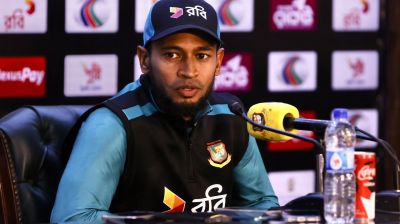 Mushfiqur credits wife’s sacrifice, dedicates milestone to grandparents