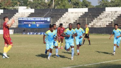 Abahani break slump, Fortis edge Arambagh in tight encounters