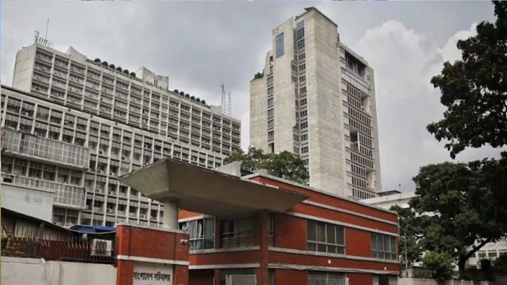 Fire breaks out at new Secretariat building in Dhaka