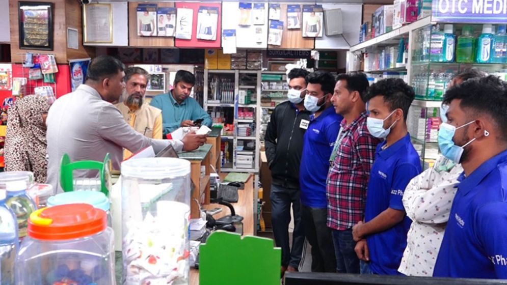 Lazz Pharma fined Tk2 lakh for selling counterfeit meds in Tangail