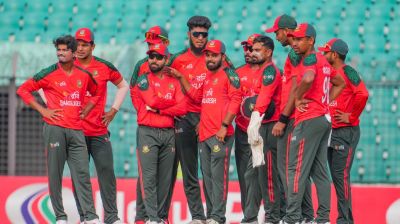 Dominant and relentless: Bowlers close out a record-breaking year