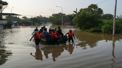 India launches rescue and relief operation for cyclone-hit Sri Lanka