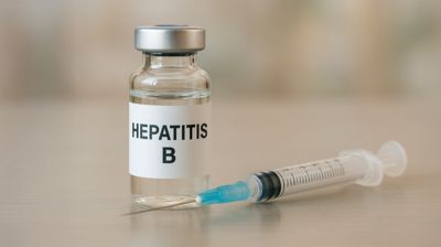 Hepatitis B vaccine for newborns faces scrutiny in US