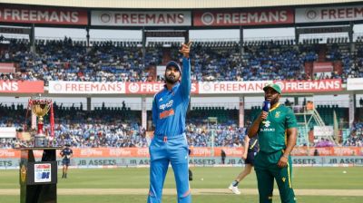 India break toss jinx as Rahul gets lucky