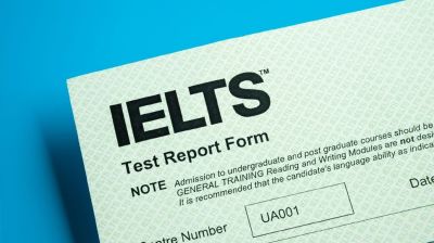 Thousands of migrants let in despite failing language tests