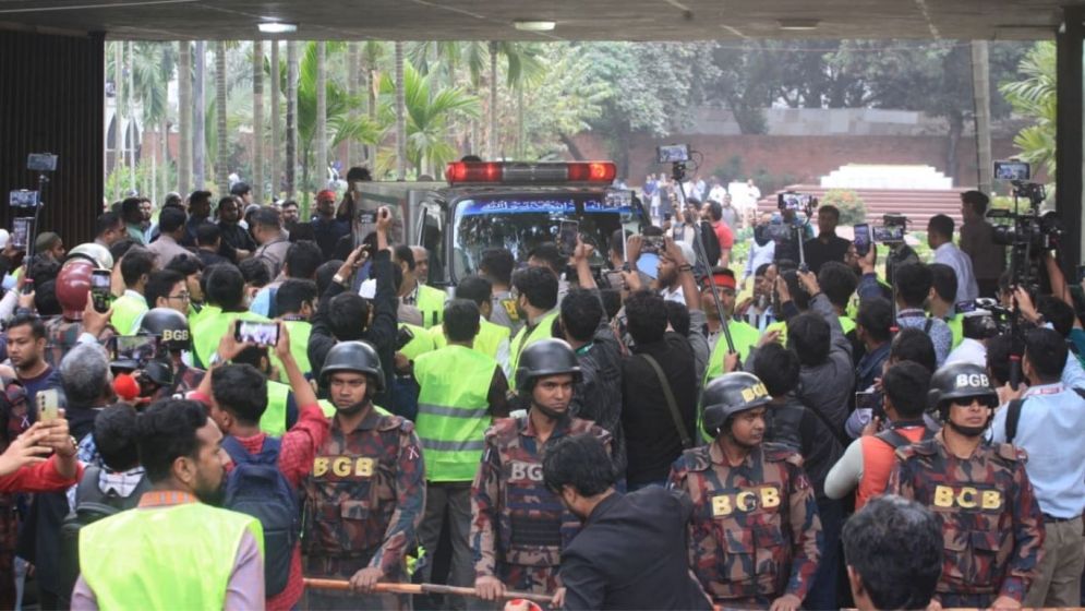 Osman Hadi laid to eternal rest