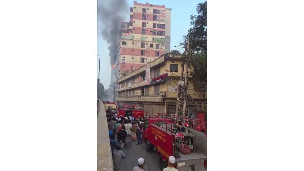Fire breaks out at multi-storey building near Dhaka’s Babubazar