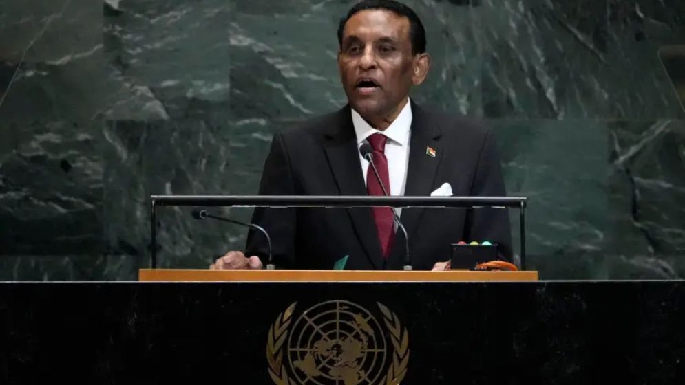 Sudan PM calls on UN to back peace plan