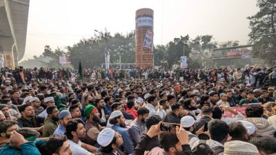 Inqilab Moncho blocks Shahbagh demanding justice for Hadi