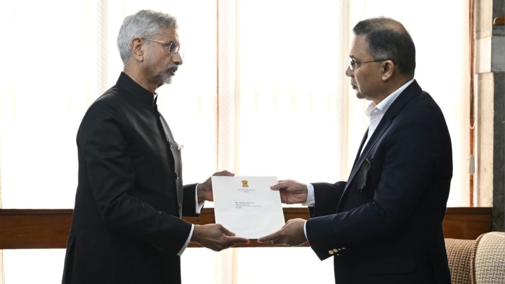Jaishankar hands over PM Modi’s personal letter to Tarique Rahman