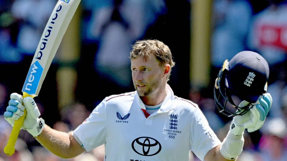 Root's majestic 160 powers England to 384 in final Ashes Test