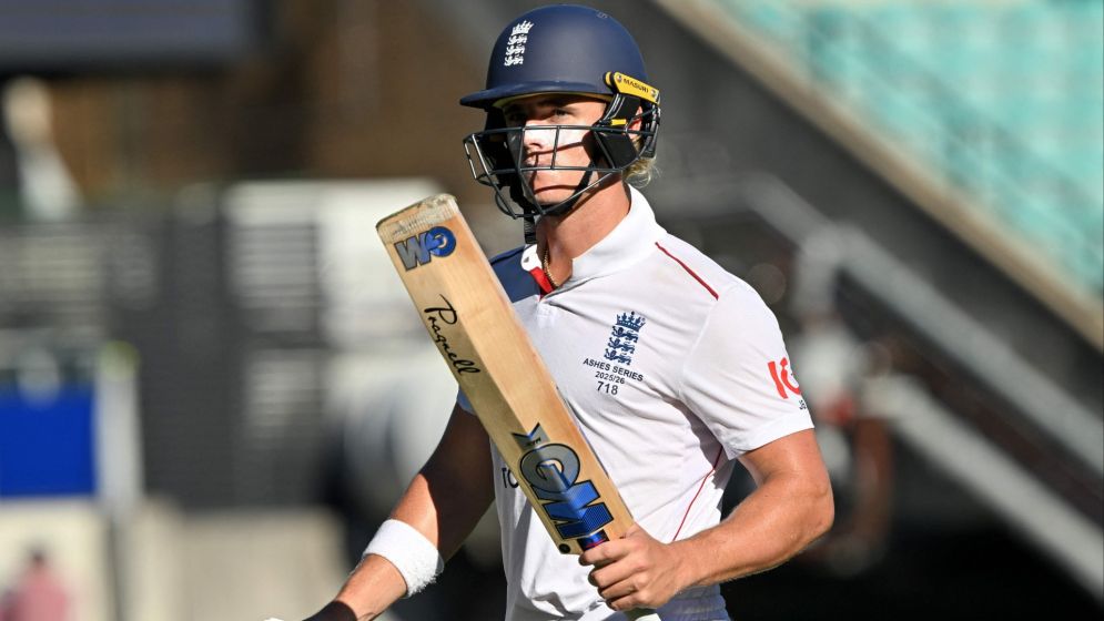 Bethell slams maiden century to give England glimmer in final Ashes Test