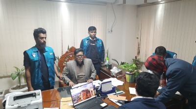 Jashore primary education officer held with Tk1.2 lakh bribe