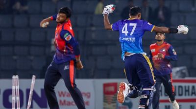 Nawaz heroics seal last-ball thriller for Chattogram