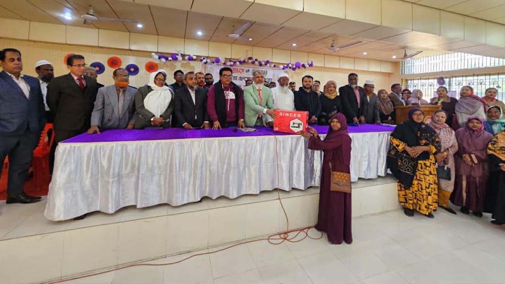60 women receive sewing machines in Khulna