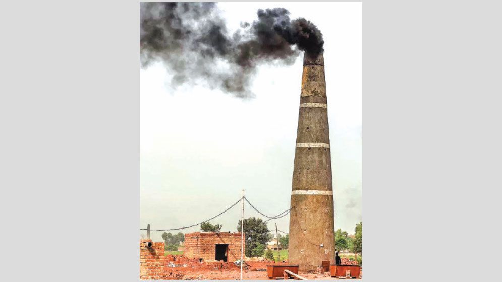 Dhaka chokes as Savar brick kilns defy shutdown