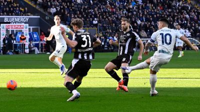 Skipper Martinez fires Inter past Udinese and six points clear