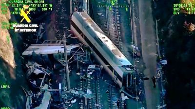 High-speed train collision in Spain kills 39