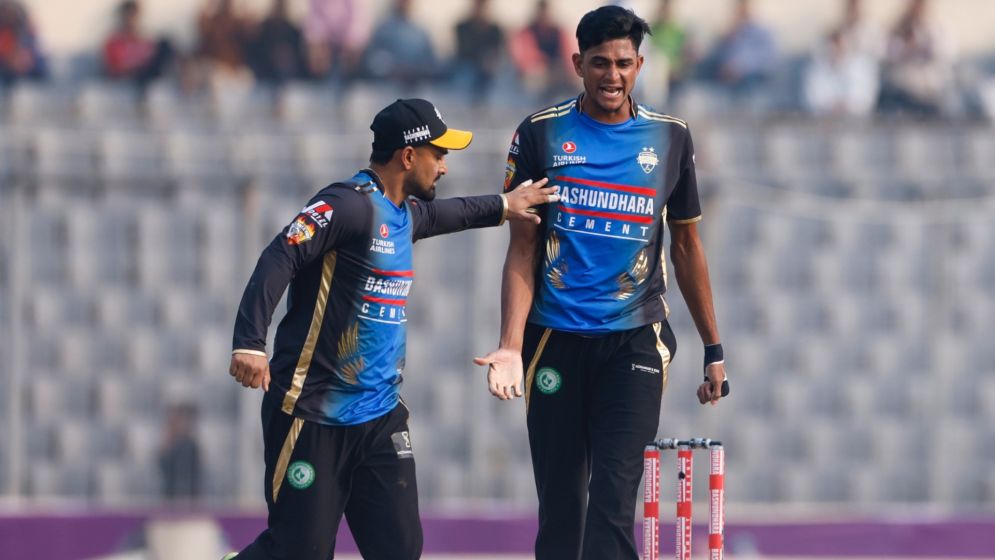 Losing to a six off the last ball reminded me of the Nidahas Trophy: Litton