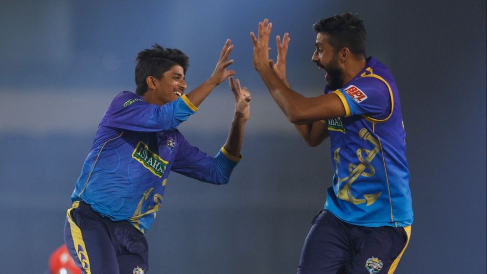 Chattogram march into BPL grand finale