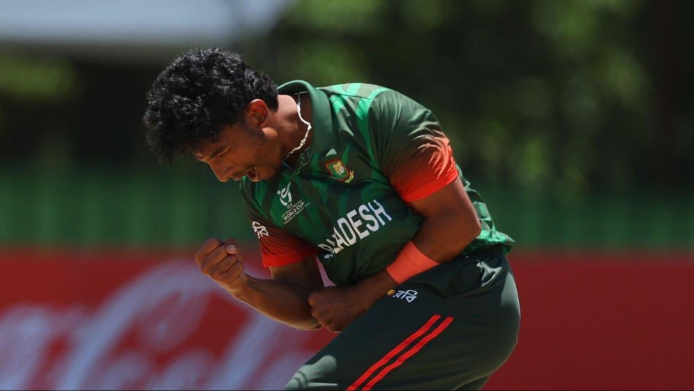 Young Tigers roar into Super Six