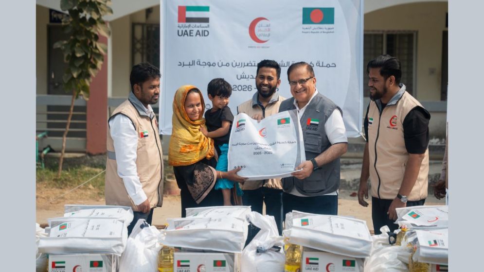 UAE distributes winter relief to Korail slum fire victims