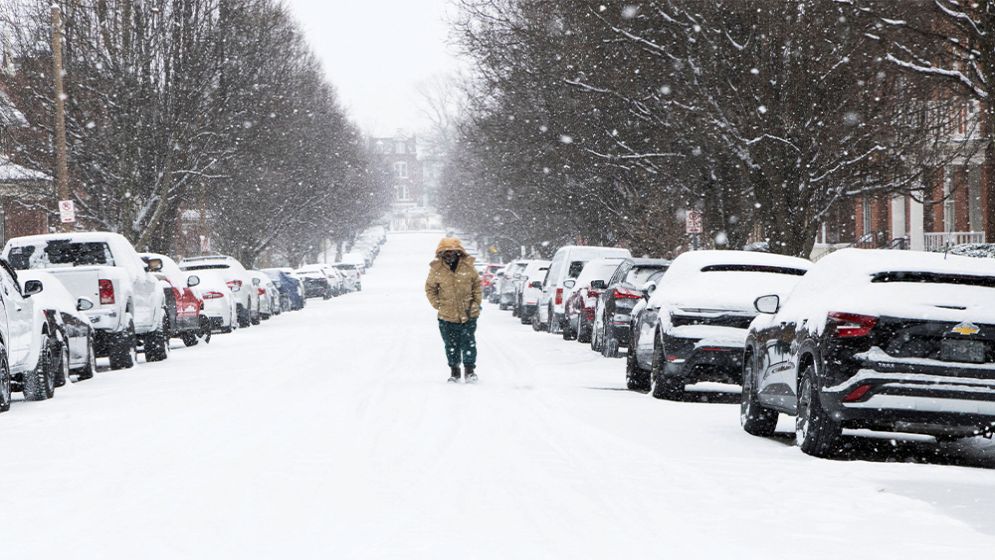 US winter storm leads to more than 100,000 power outages, thousands of flight cancellations