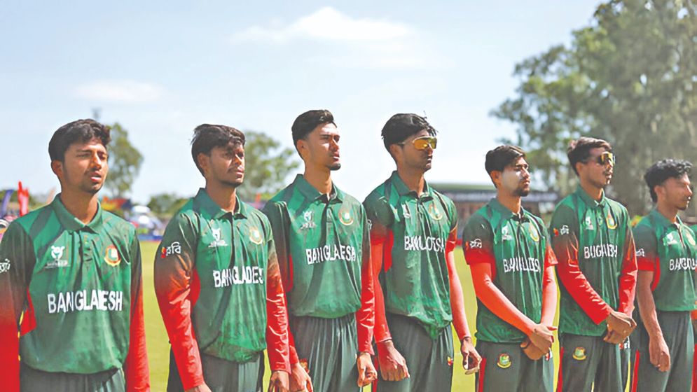 U-19s face must-win England clash