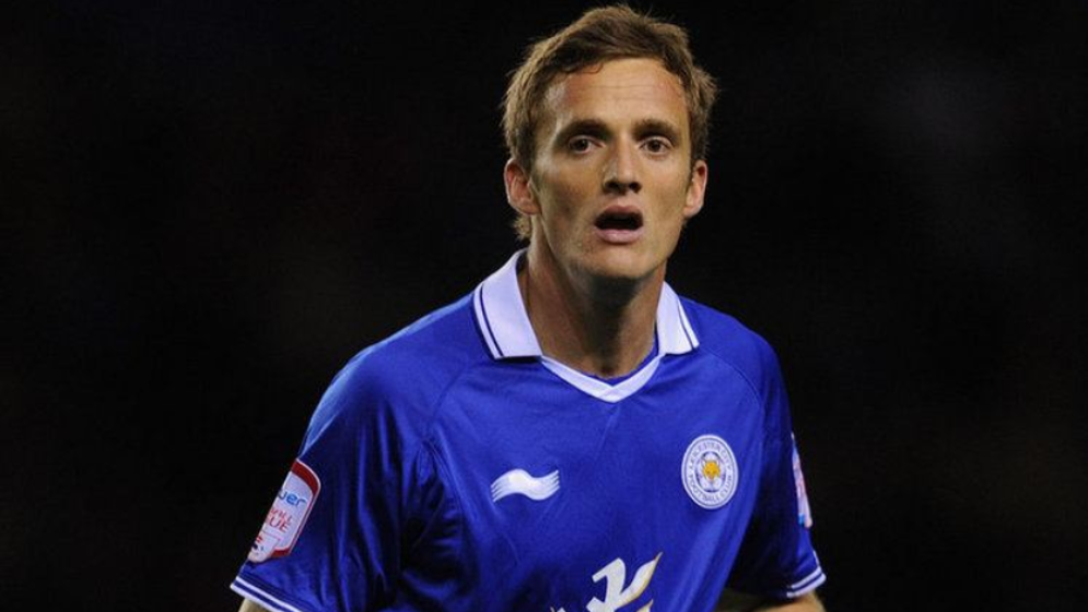 King takes interim charge at Leicester