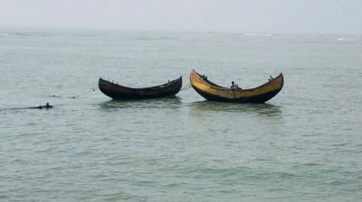 Two teenagers injured in firing from Myanmar