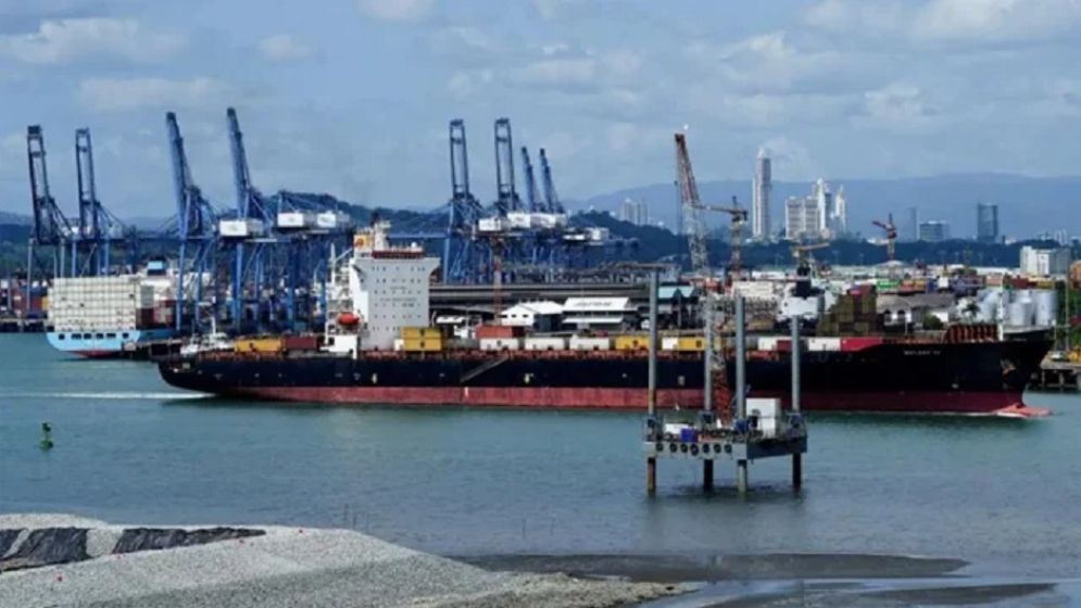 Maersk to take over Panama Canal port operations from HK firm