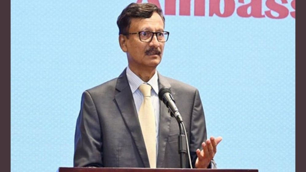 Adviser Touhid ditches claims of giving up diplomatic passport