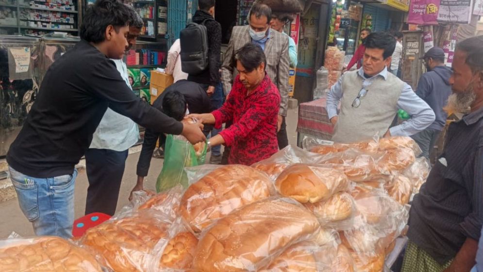 Festive flavours fill Old Dhaka streets on Shab-e-Barat