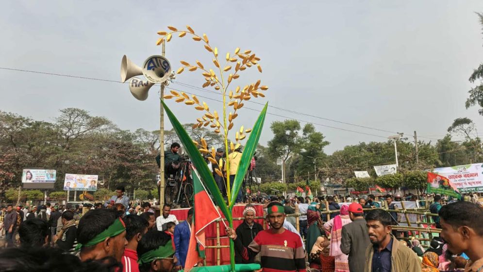Tarique Rahman set to address Barishal rally as crowds gather