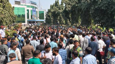 Shipping adviser faces workers’ protest at Chattogram Port