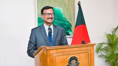 Foreign Adviser urges more investment in education, science and technology