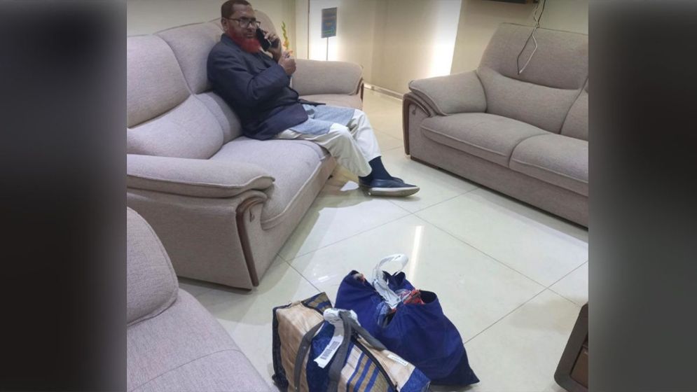 Thakurgaon Jamaat Ameer held at Saidpur Airport with nearly Tk50 lakh