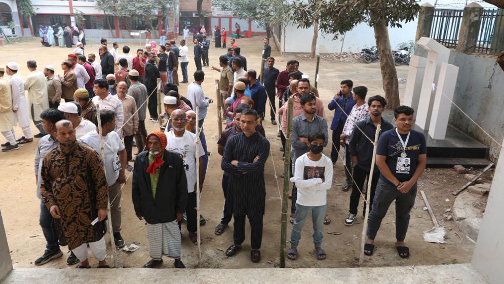 Young voter in Khulna relishes ‘first vote of life’