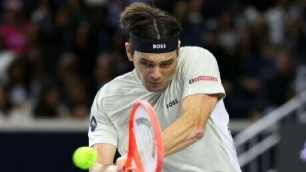 Taylor Fritz rallies late to reach Dallas semis