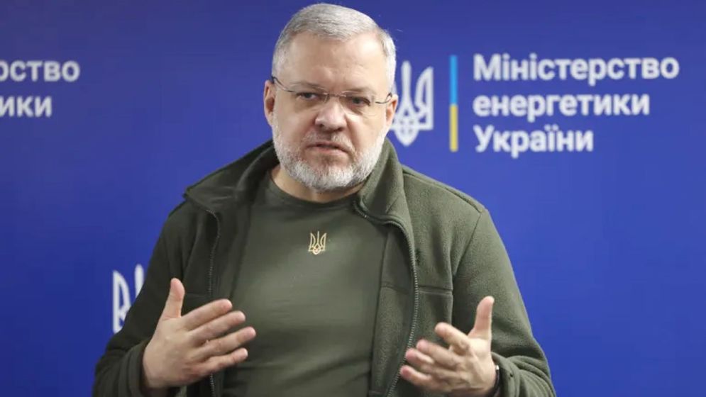 Former Ukrainian minister arrested while attempting to leave country