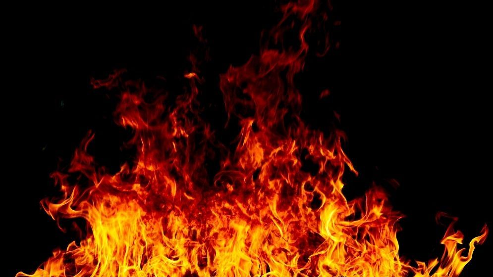 Fire breaks out at shoe factory in Old Dhaka
