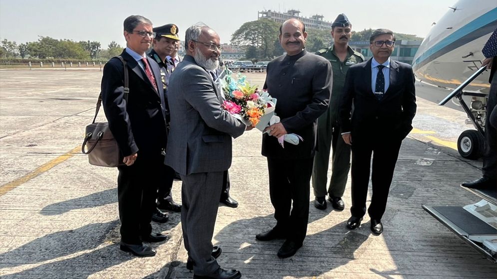 Indian delegation led by Lok Sabha Speaker arrives in Dhaka