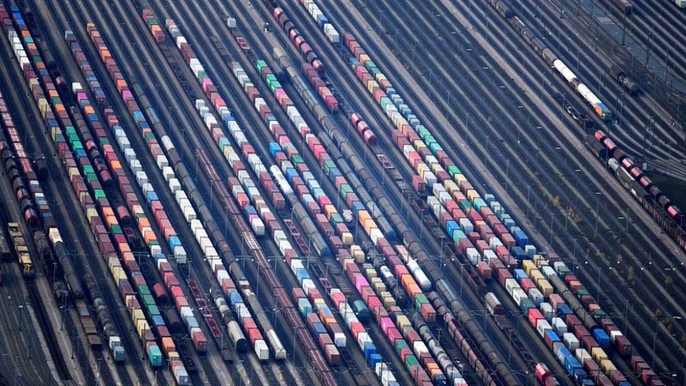 EU says it will accept no increase in US tariffs after Supreme Court ruling