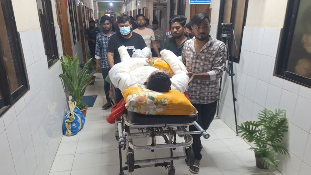 Eight injured in gas cylinder blast at Chattogram building