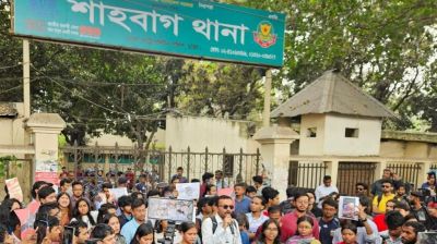 DU students protest over alleged police assault
