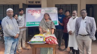 Poverty-stricken family gets food donation in Thakurgaon