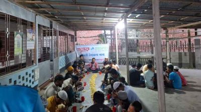 Shuvosangho hosts iftar with low-income people in Rowmari