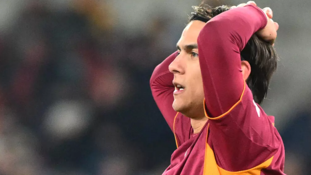 Dybala out for six weeks with knee injury