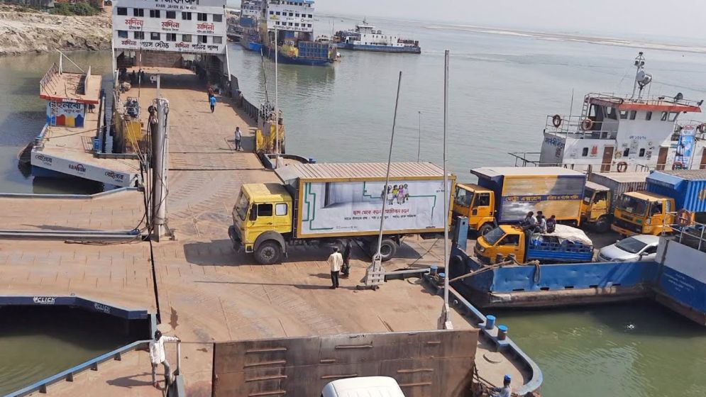 Ferry services on Paturia-Daulatdia, Aricha-Kazirhat routes resume