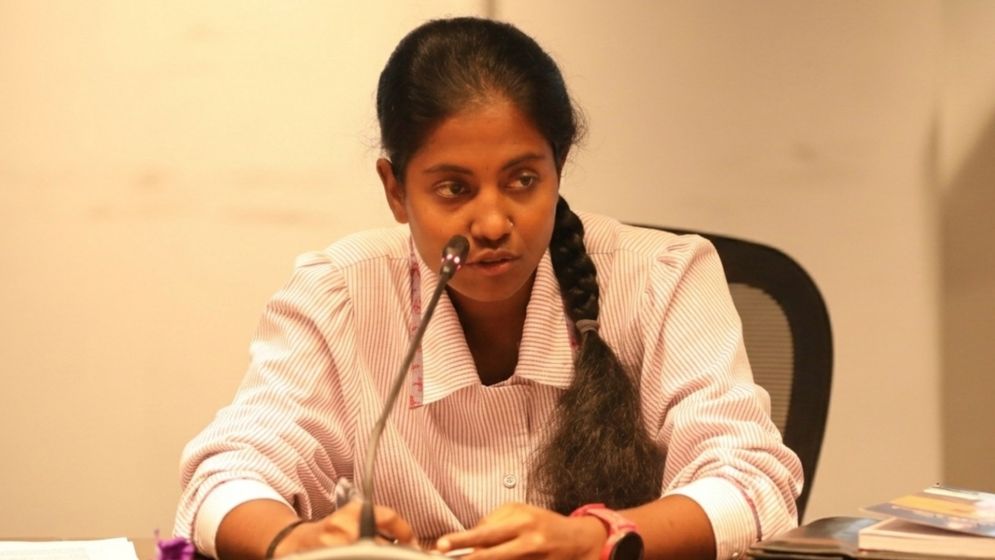 Aminul Haque assures support for young triathlete Ferdousi Akter Maria